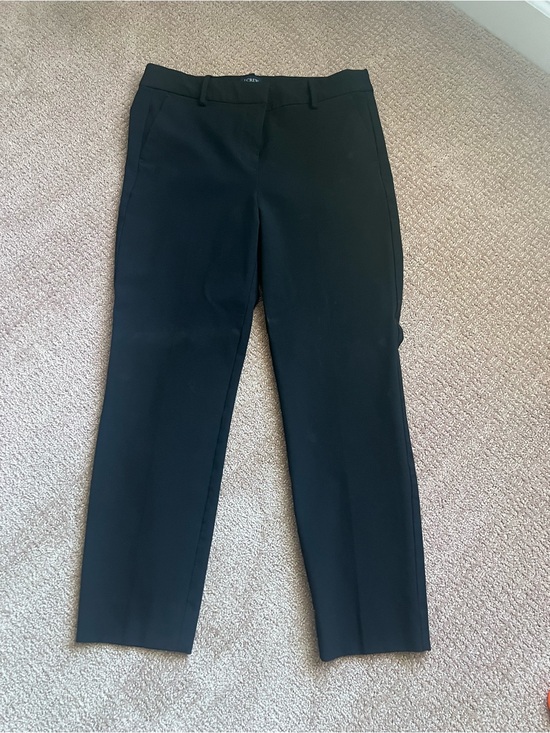 J. Crew Pants - J. Crew woman’s Ruby crop Pants black size 8
